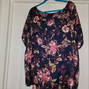 Layne Bryant Silky Short Sleeve Blouse